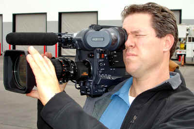 camera.jpg (94295 bytes)